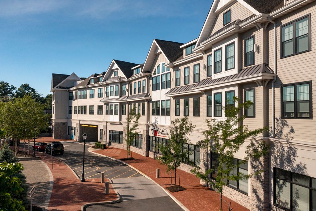 Gateway Plaza Exterior